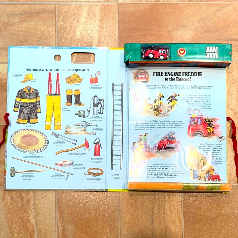 Vintage Kids Fire Engine Freddie Interactive Toy Truck Pop-Up Playset Book - Picture 2 of 6